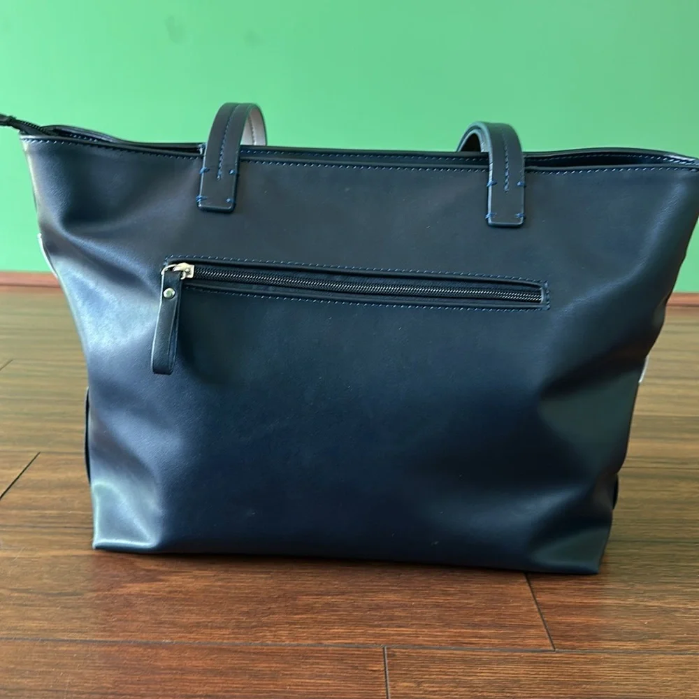 🟢🟢EUC Tom Tailor Shoulder Handbag🟢🟢